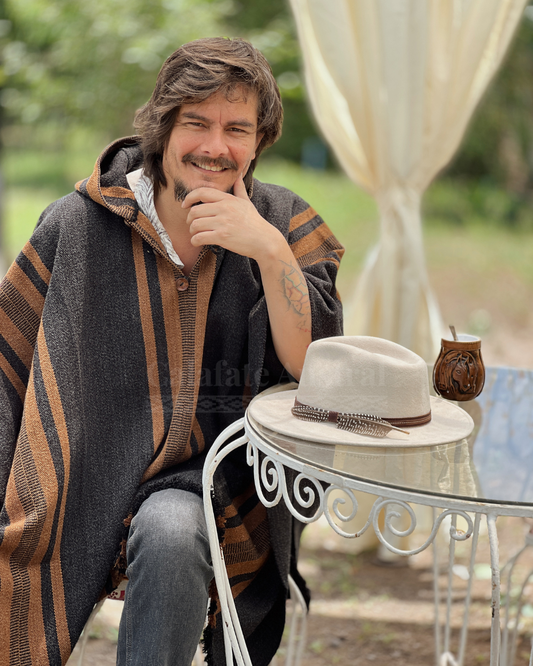 Poncho Boldo Gris Marengo