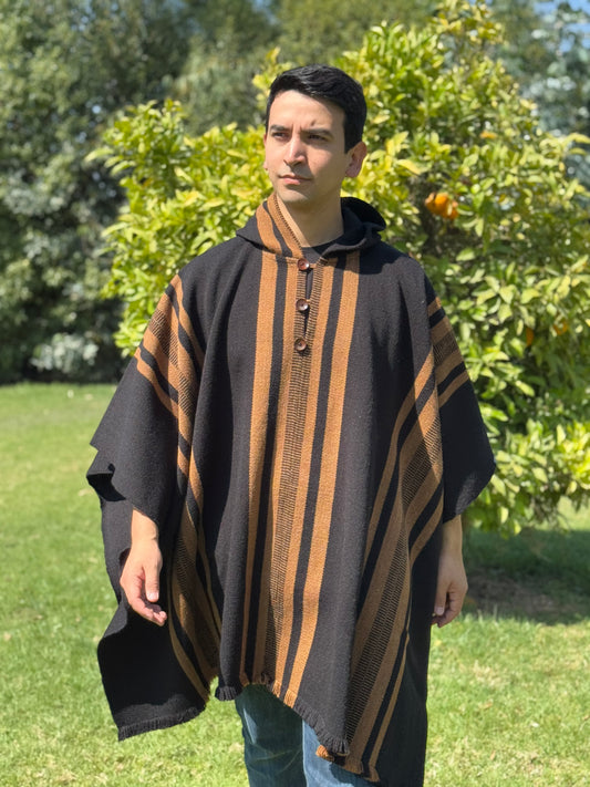 Poncho Boldo Negro y Camel