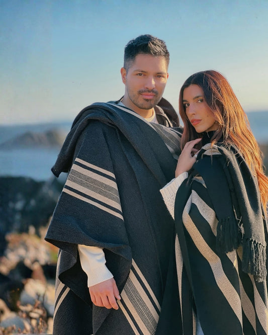 Ruana Copihue | Gris marengo y Beige