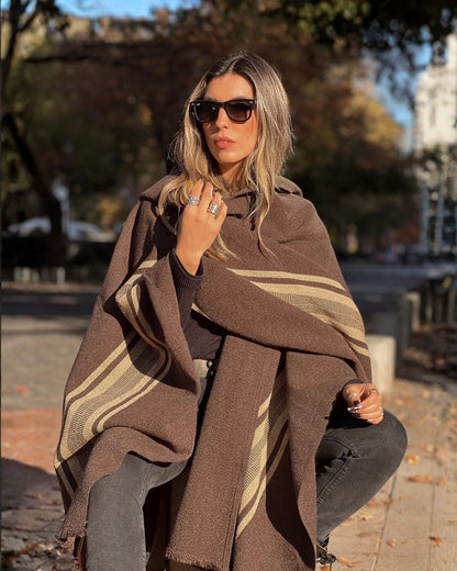 Ruana Copihue | Café moro y Beige