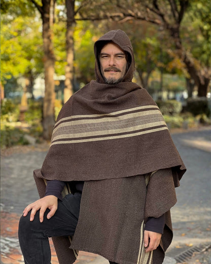 Ruana Copihue | Café moro y Beige