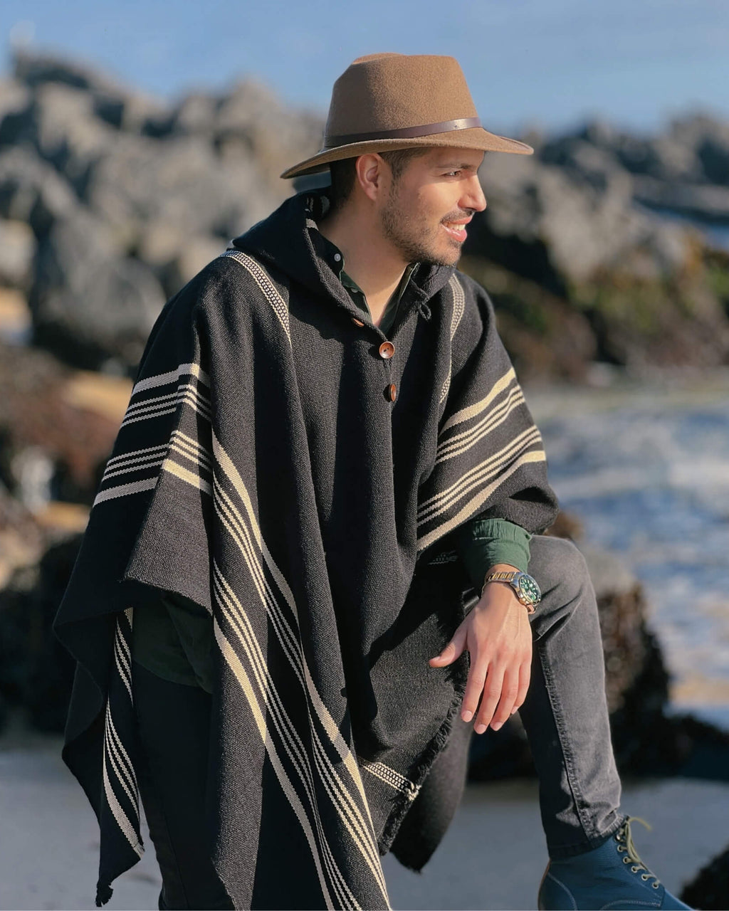 Poncho Arrayán | Negro