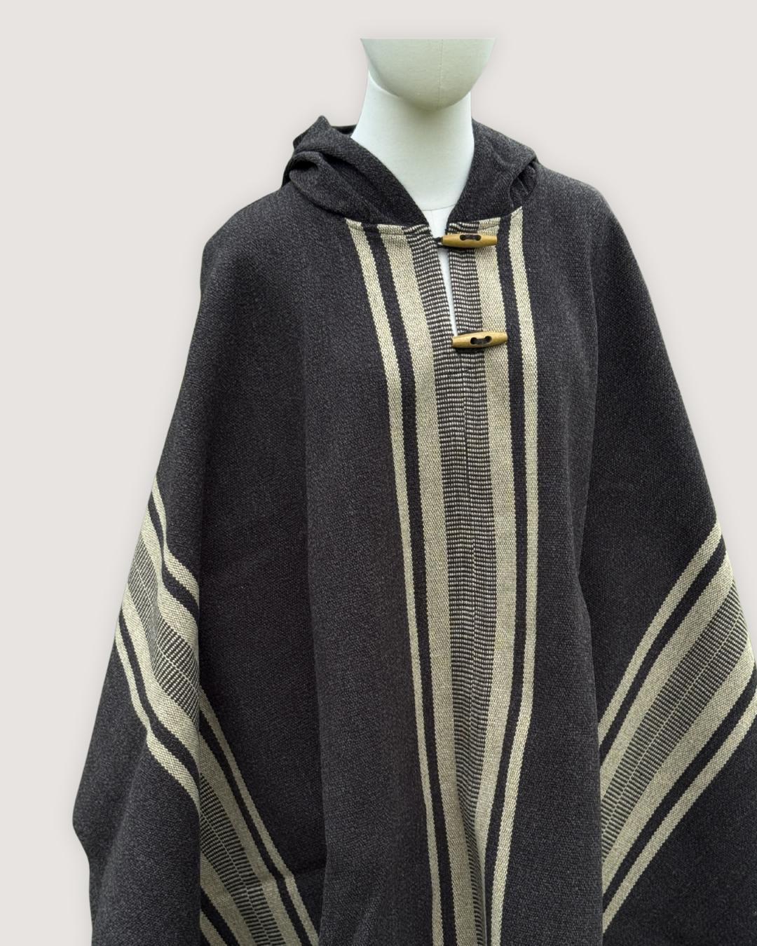Poncho Coihue | Gris marengo