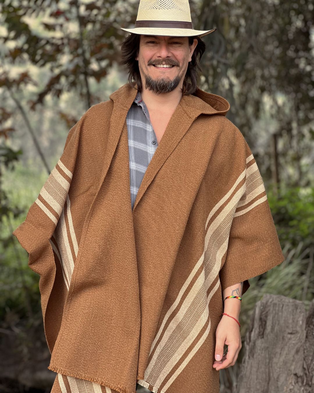 Ruana Copihue | Camel y Beige