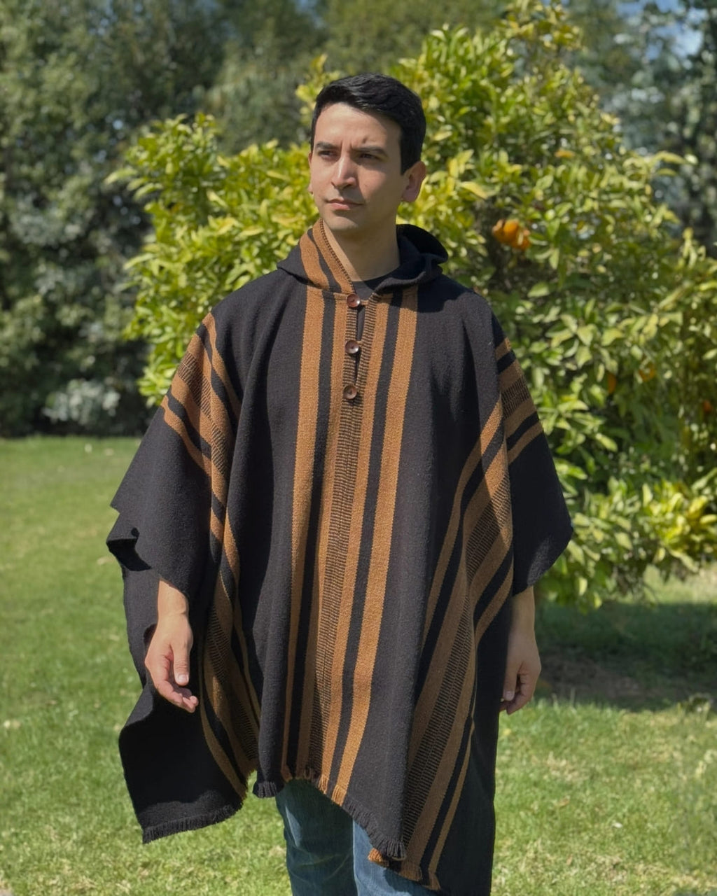 Poncho Boldo | Negro y Camel