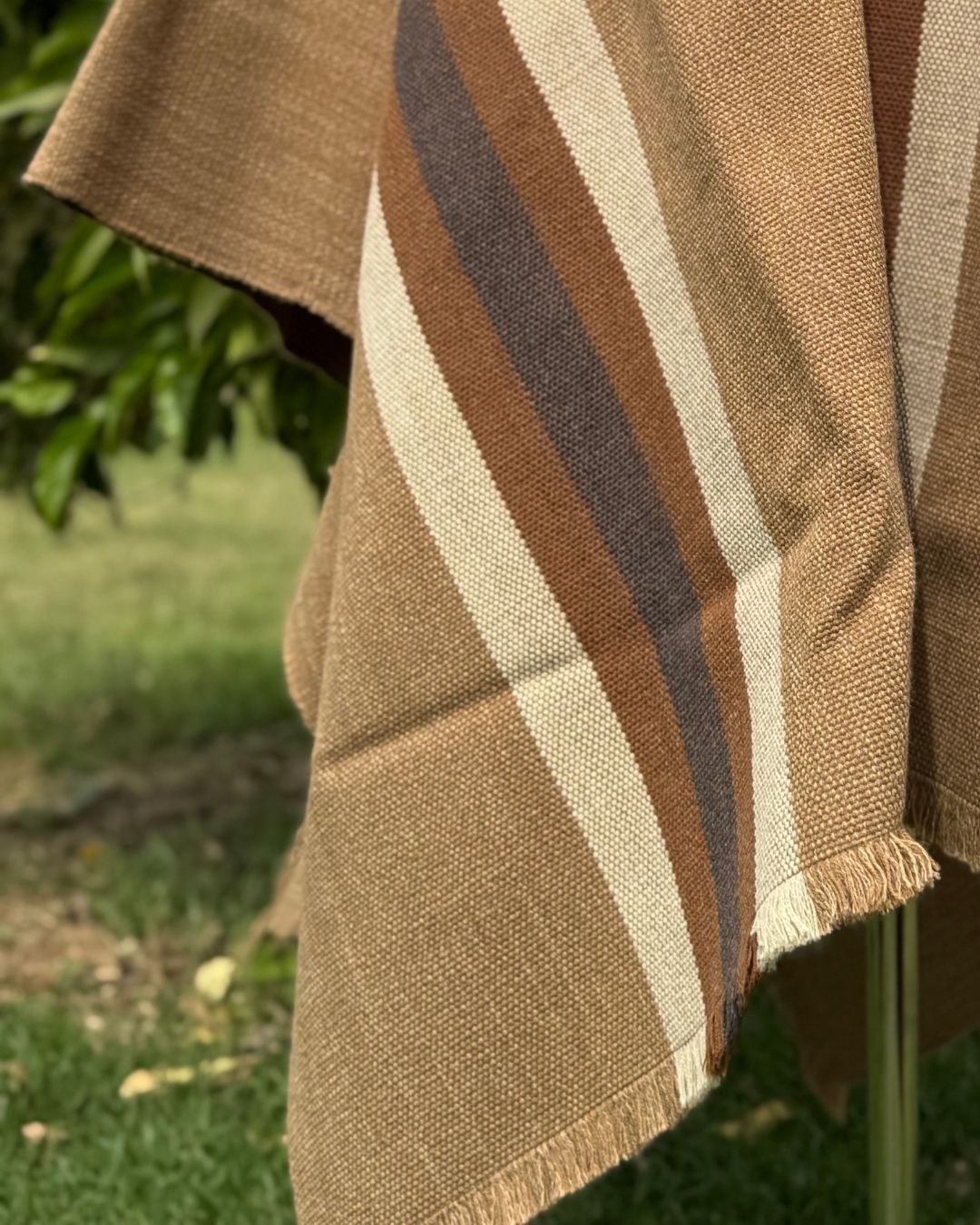 Manta Maitén | Beige y Tierra