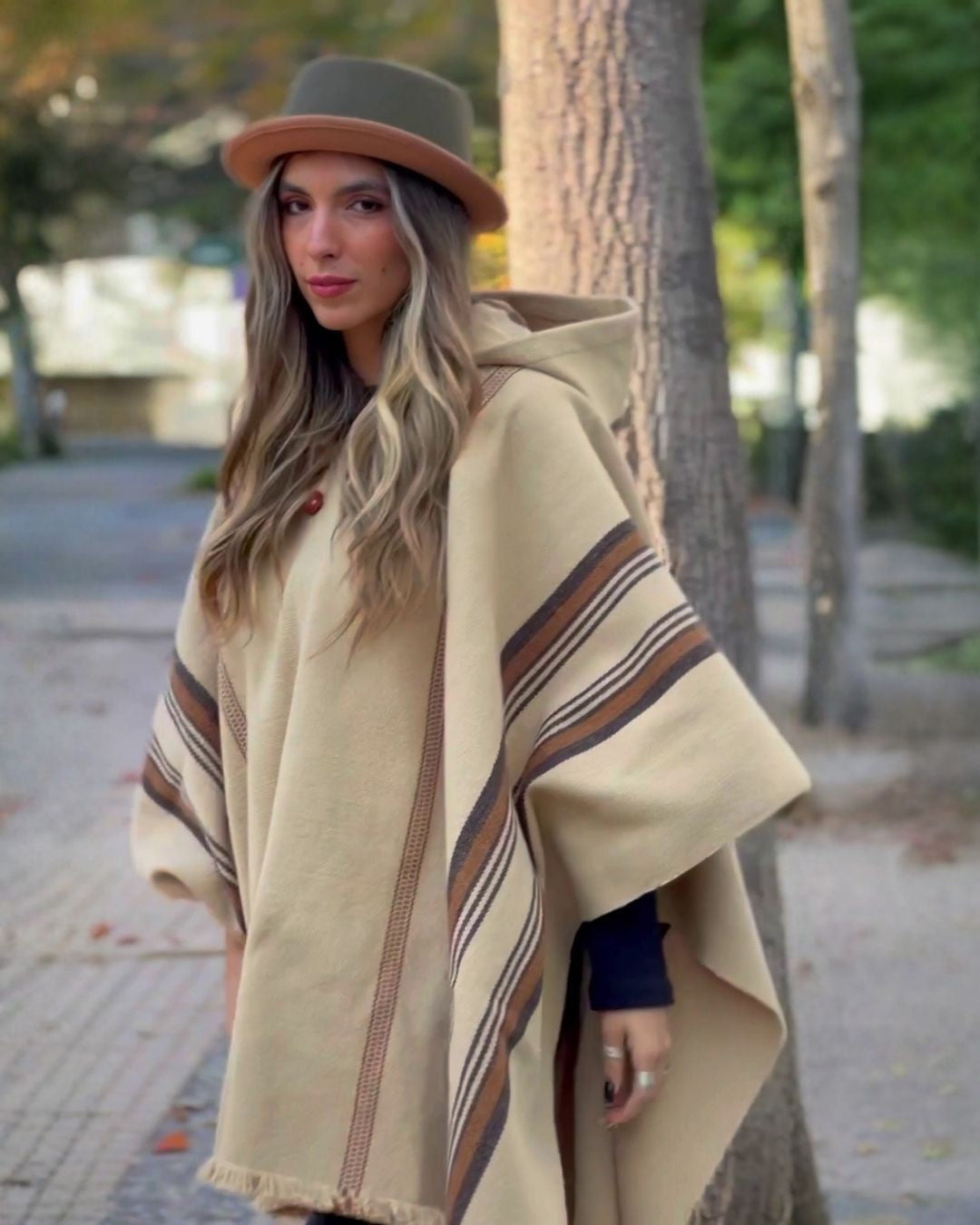 Poncho Arrayán | Beige
