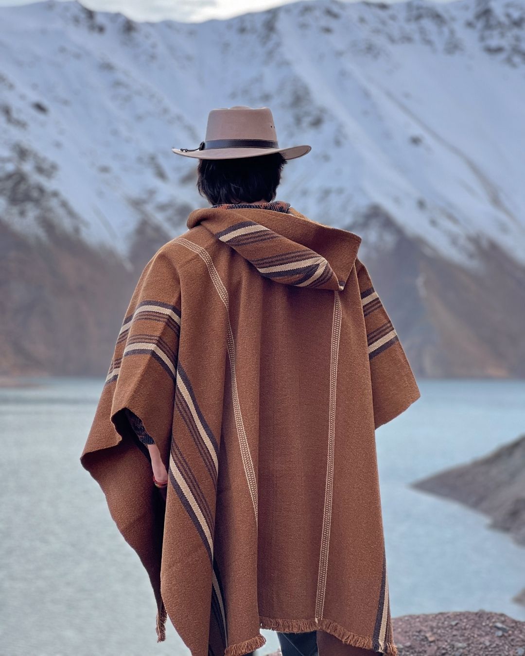 Poncho Arrayán | Camel