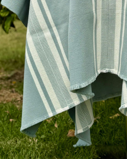 Poncho Coihue | Celeste