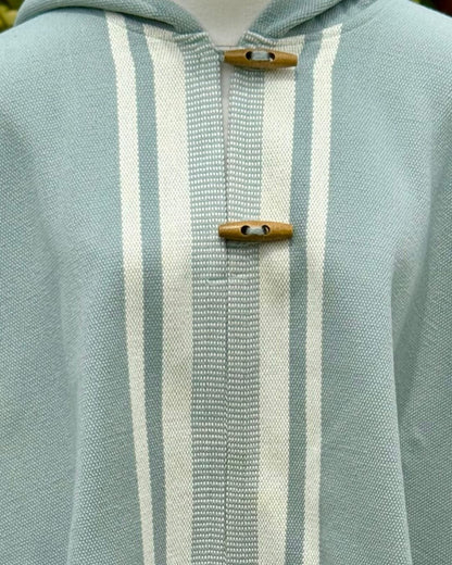 Poncho Coihue | Celeste