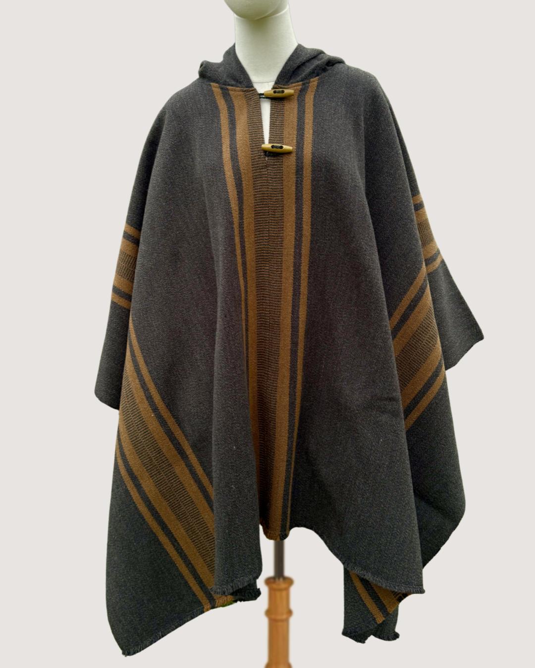 Poncho Coihue | Gris marengo y camel