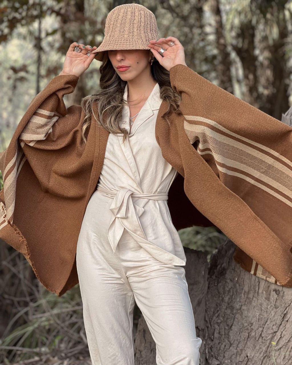 Ruana Copihue | Camel y Beige