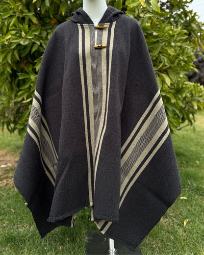 Poncho Coihue | Gris marengo