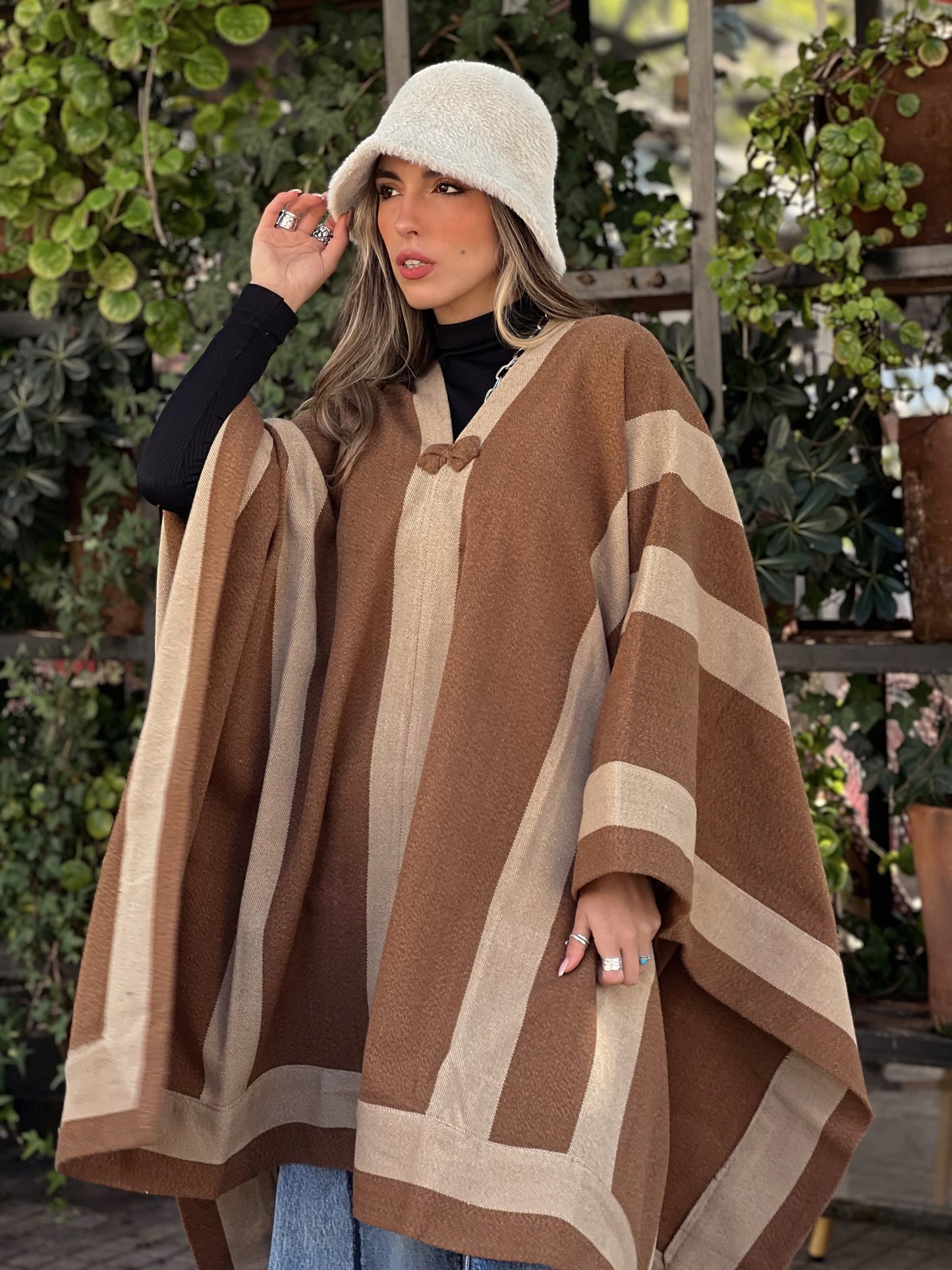 Manta enhuinchada | Camel y Beige