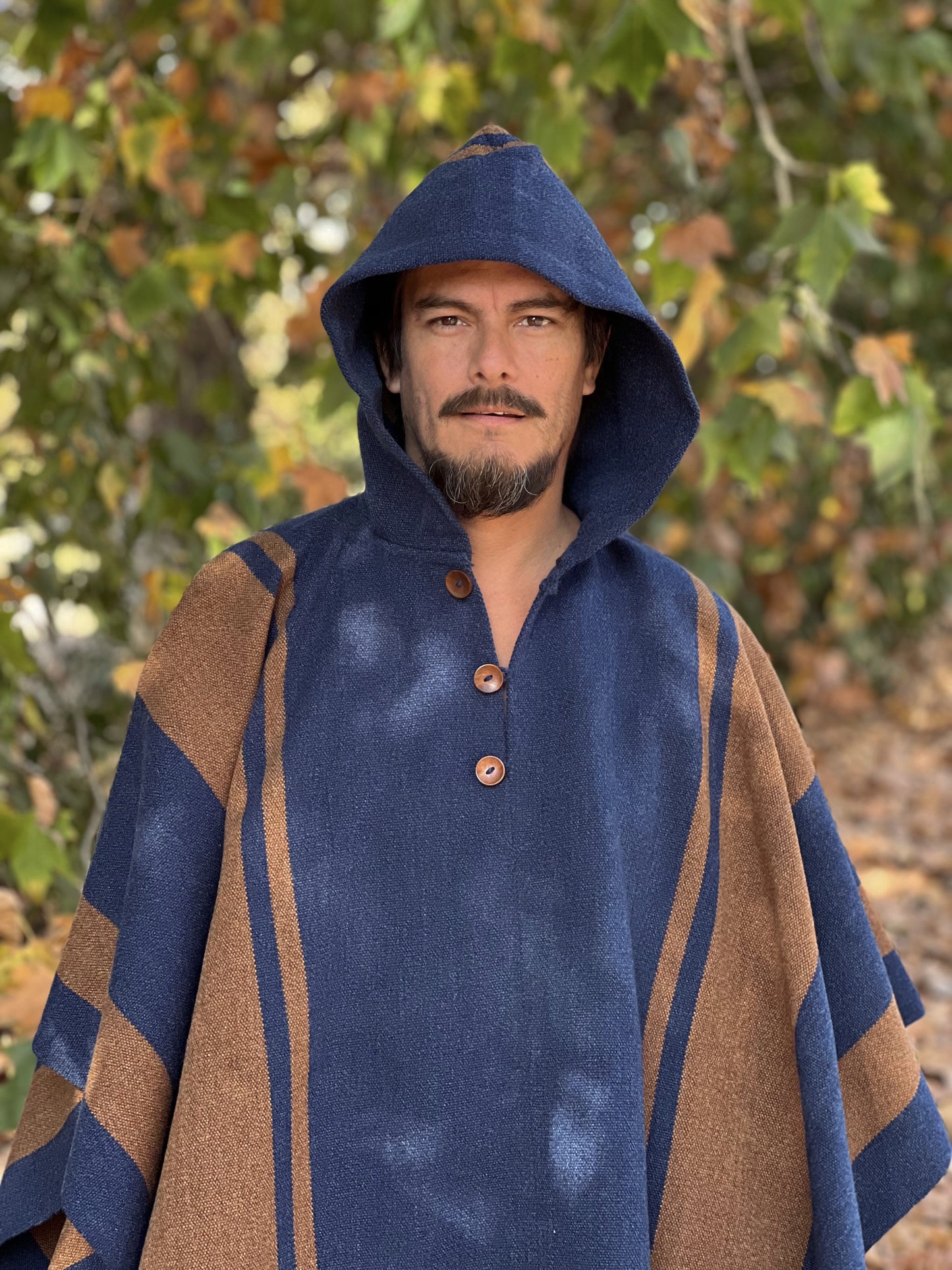 Poncho Ciprés Azul & Camel