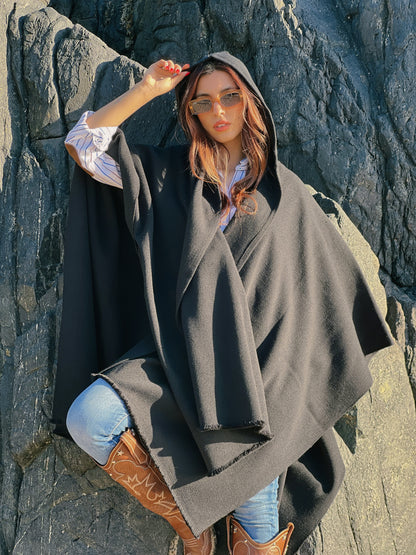 Ruana Copihue| Negra