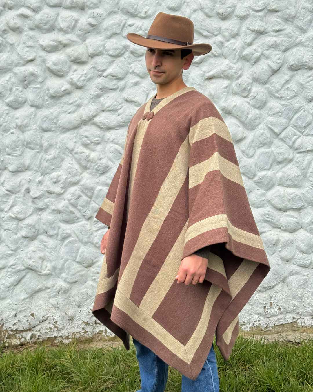 Manta Enhuinchada | Capuchino y Beige - Calafate Austral