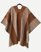 Manta Roble camel unisex repelente al agua hecha en Chile