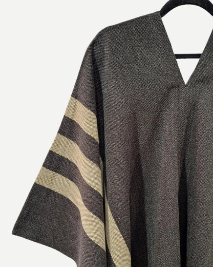 Manta Suspiro | Gris y Beige - Calafate Austral