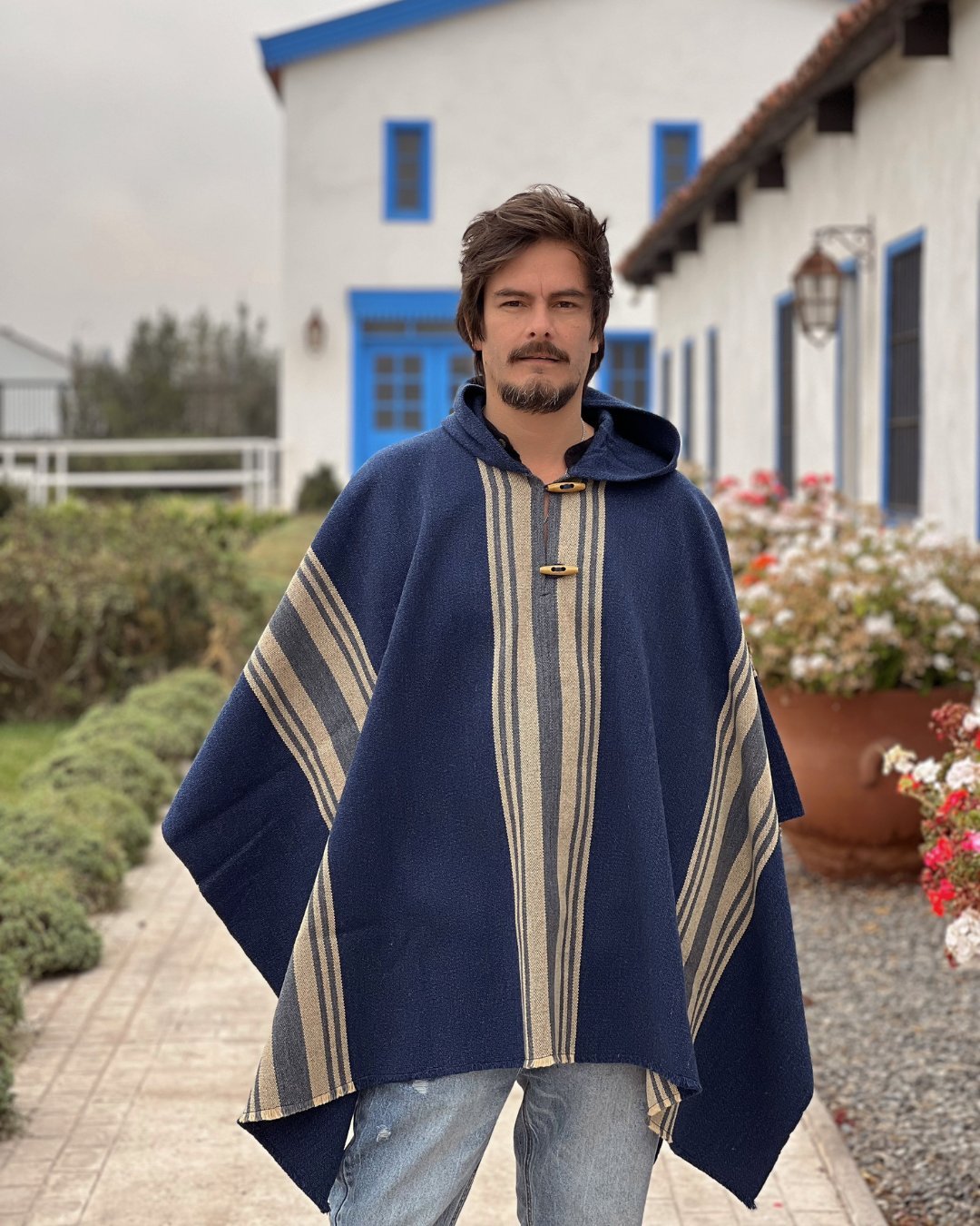 Poncho Alerce | Azul - Calafate Austral