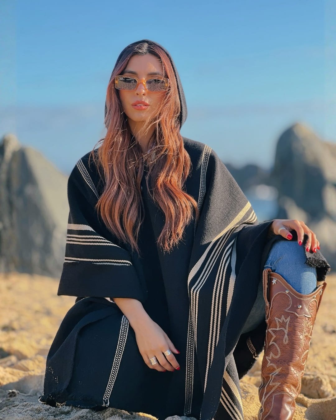 Poncho Arrayán | Negro - Calafate Austral