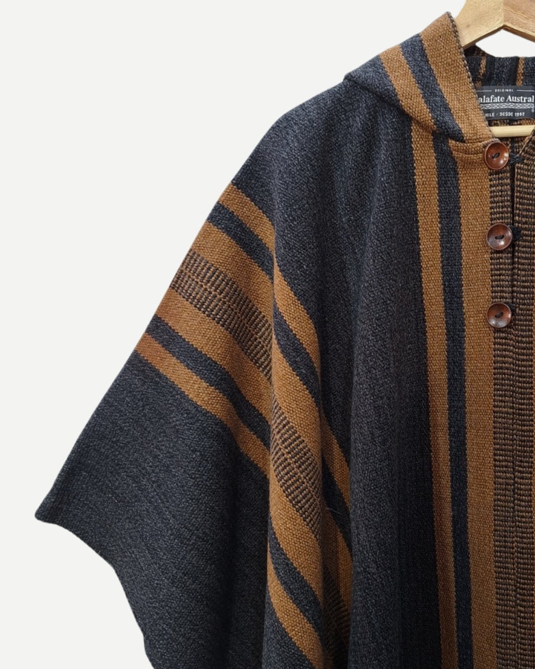 Poncho Boldo | Gris Marengo - Calafate Austral