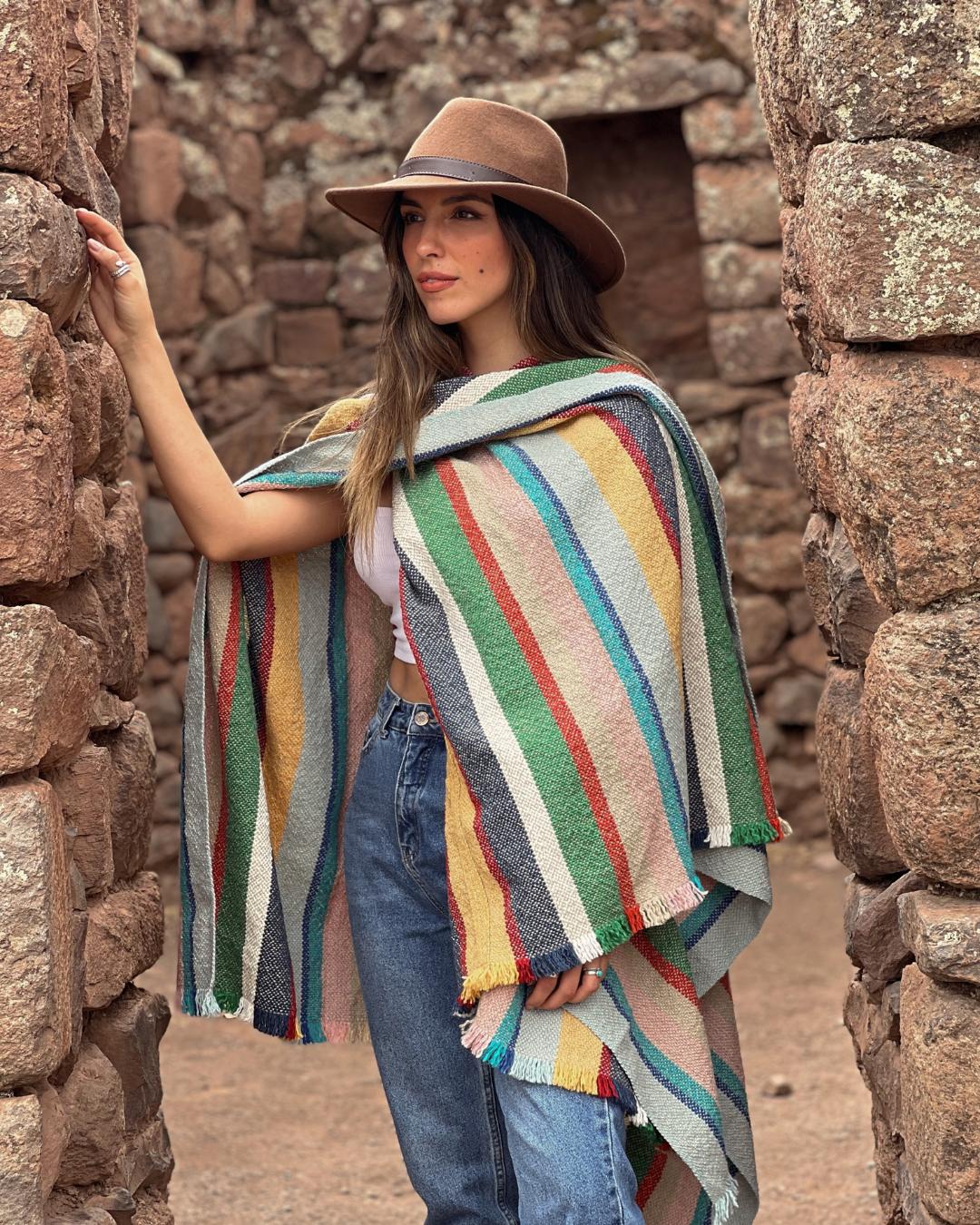 Poncho Calafate | Arcoíris - Calafate Austral