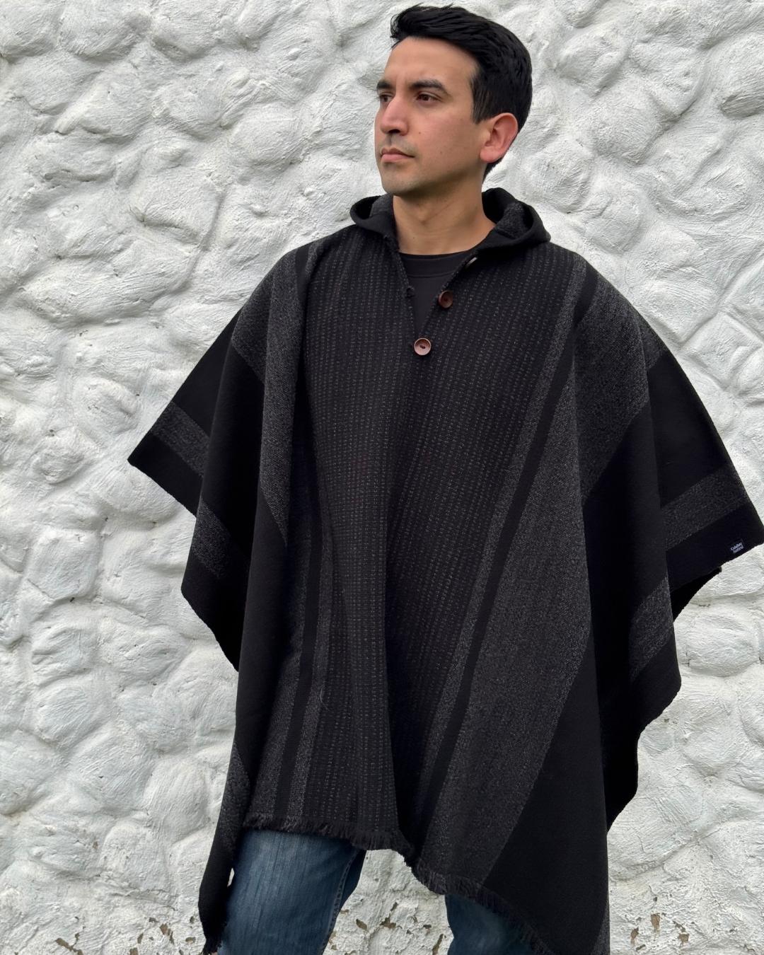 Poncho Ciprés | Negro Matizado y Gris Marengo - Calafate Austral