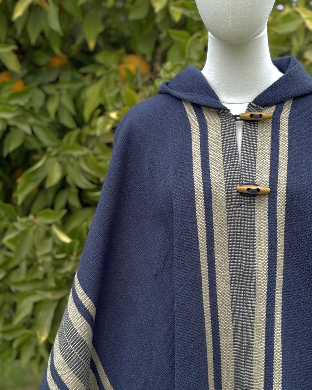 Poncho Coihue | Azul - Calafate Austral