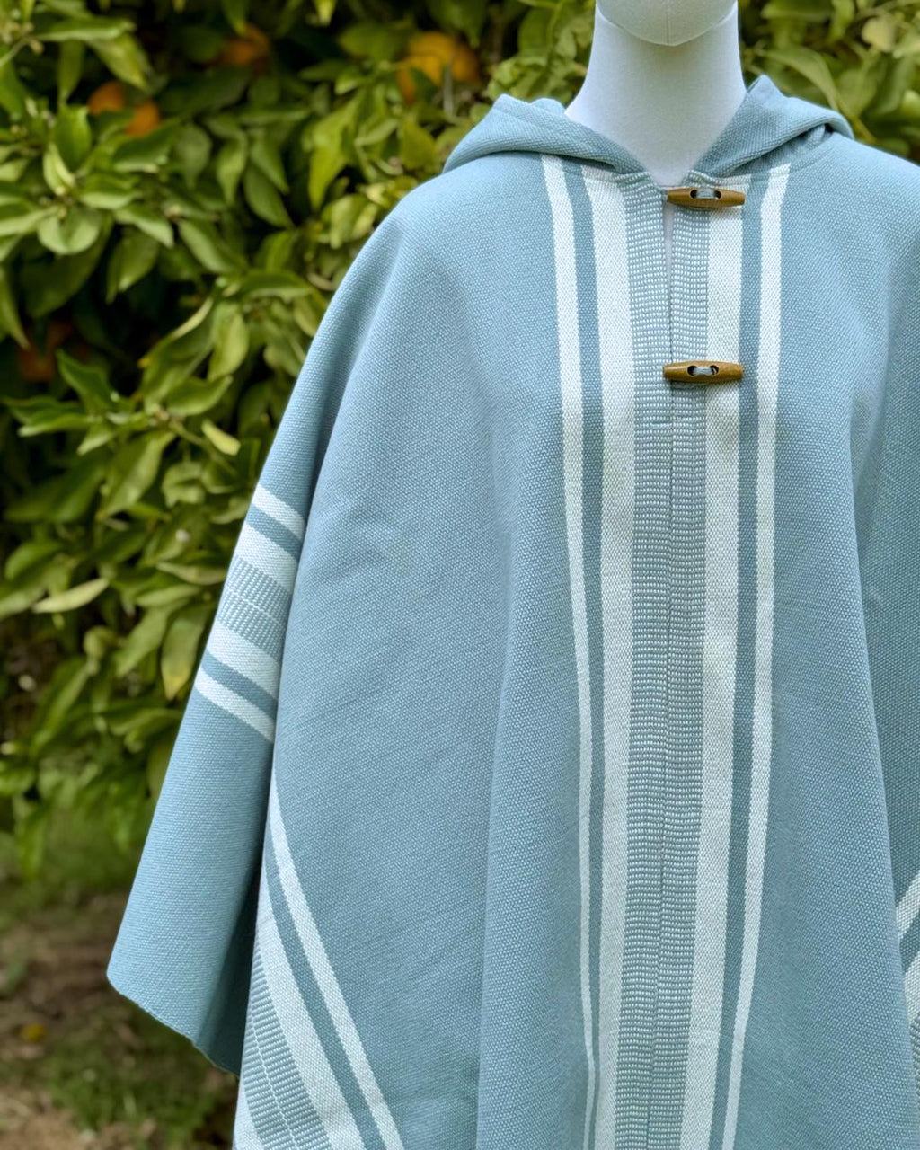 Poncho Coihue | Celeste - Calafate Austral