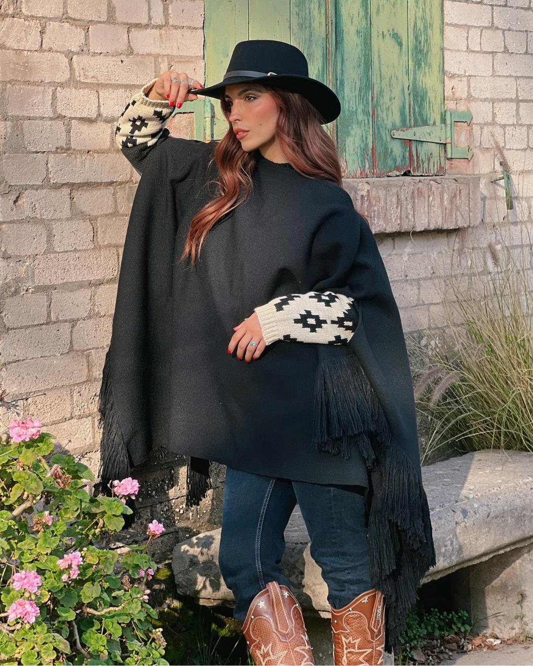 Poncho Patagua | Negro - Calafate Austral