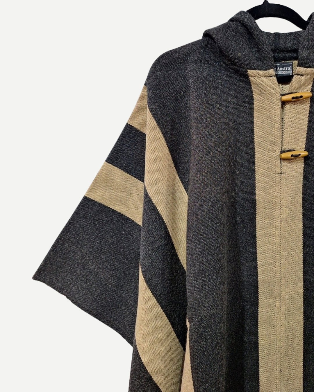 Poncho Peumo | Gris Marengo - Calafate Austral
