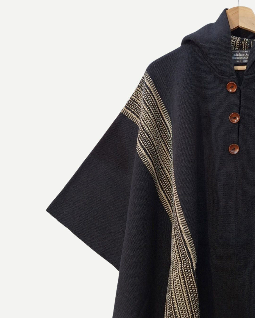 Poncho Queule | Negro - Calafate Austral