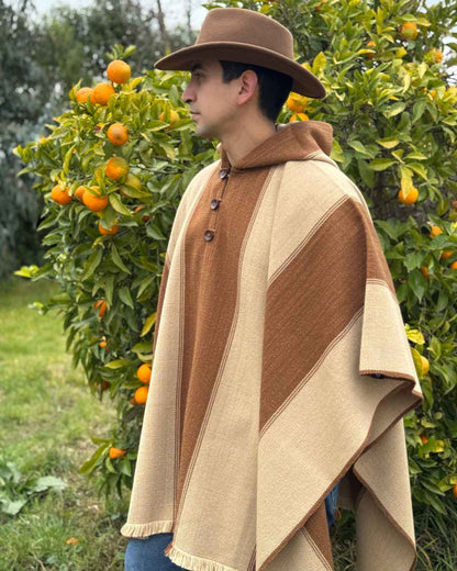 Poncho Roble | Camel y Beige - Calafate Austral