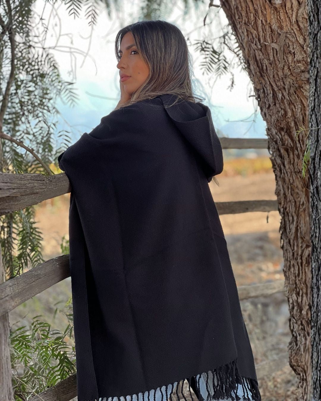 Ruana Aysén | Negro - Calafate Austral