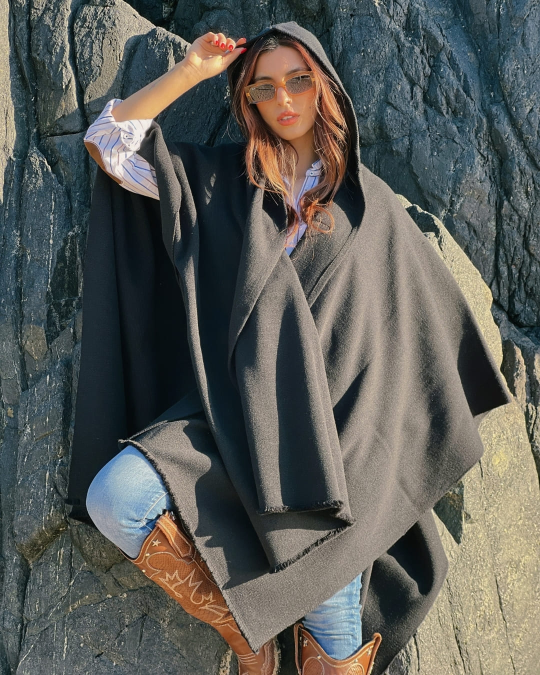 Ruana Copihue| Negra - Calafate Austral