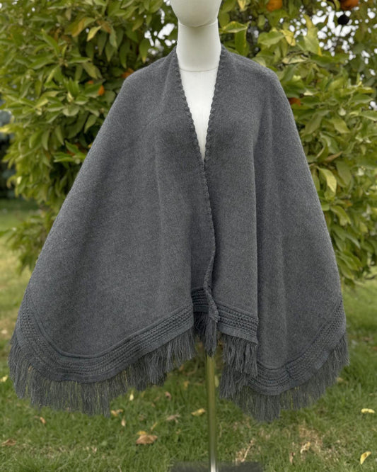 Ruana Patagua | Gris - Calafate Austral