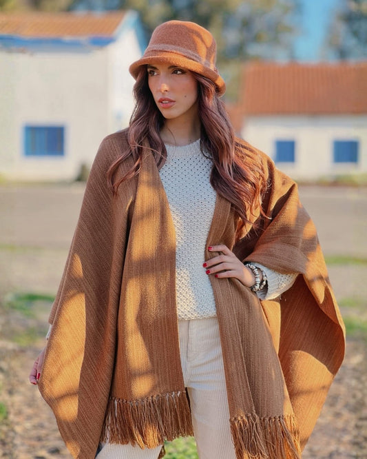Ruana Suspiro | Camel Matizada - Calafate Austral