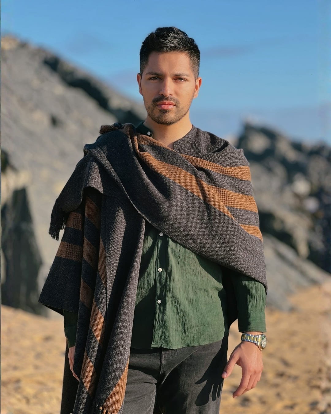 Ruana Suspiro | Gris Marengo y Camel - Calafate Austral