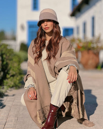 Ruana Suspiro | Te leche y beige - Calafate Austral