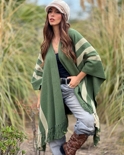 Ruana Suspiro | Verde líneas beige - Calafate Austral