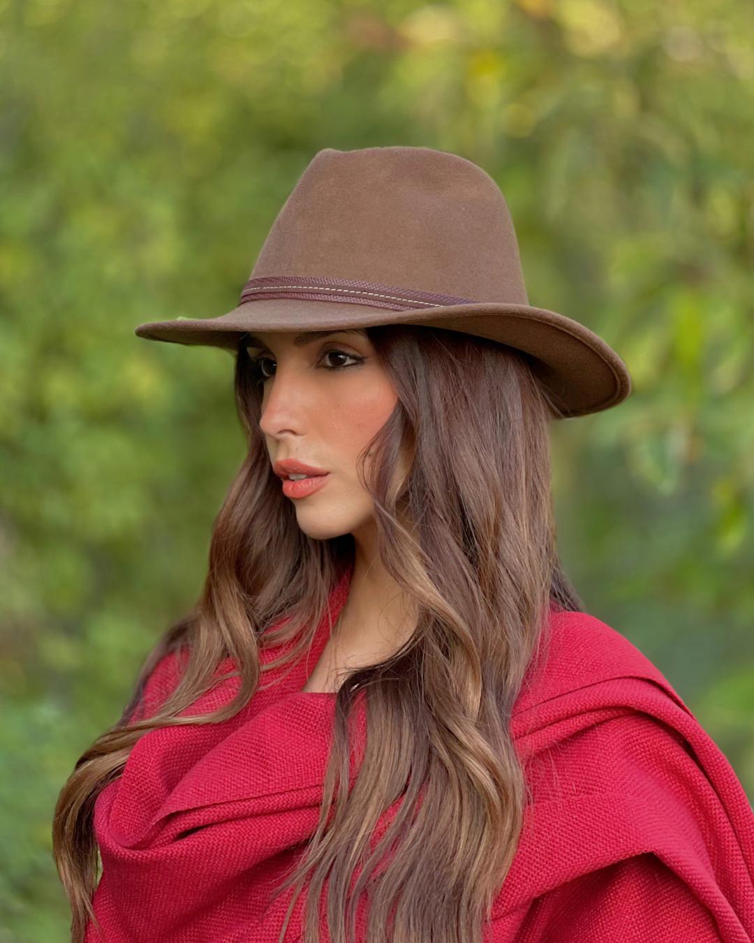 Sombrero Escapade | Lana - Calafate Austral