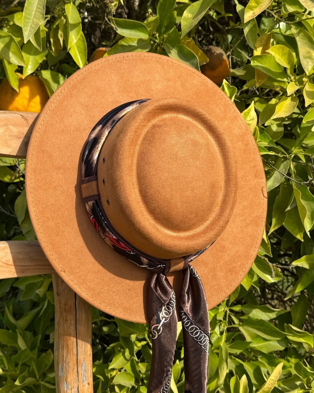 Sombrero Gambler| Gamuzado - Calafate Austral